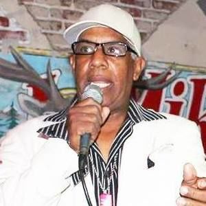 Meet your Posher, Lewis